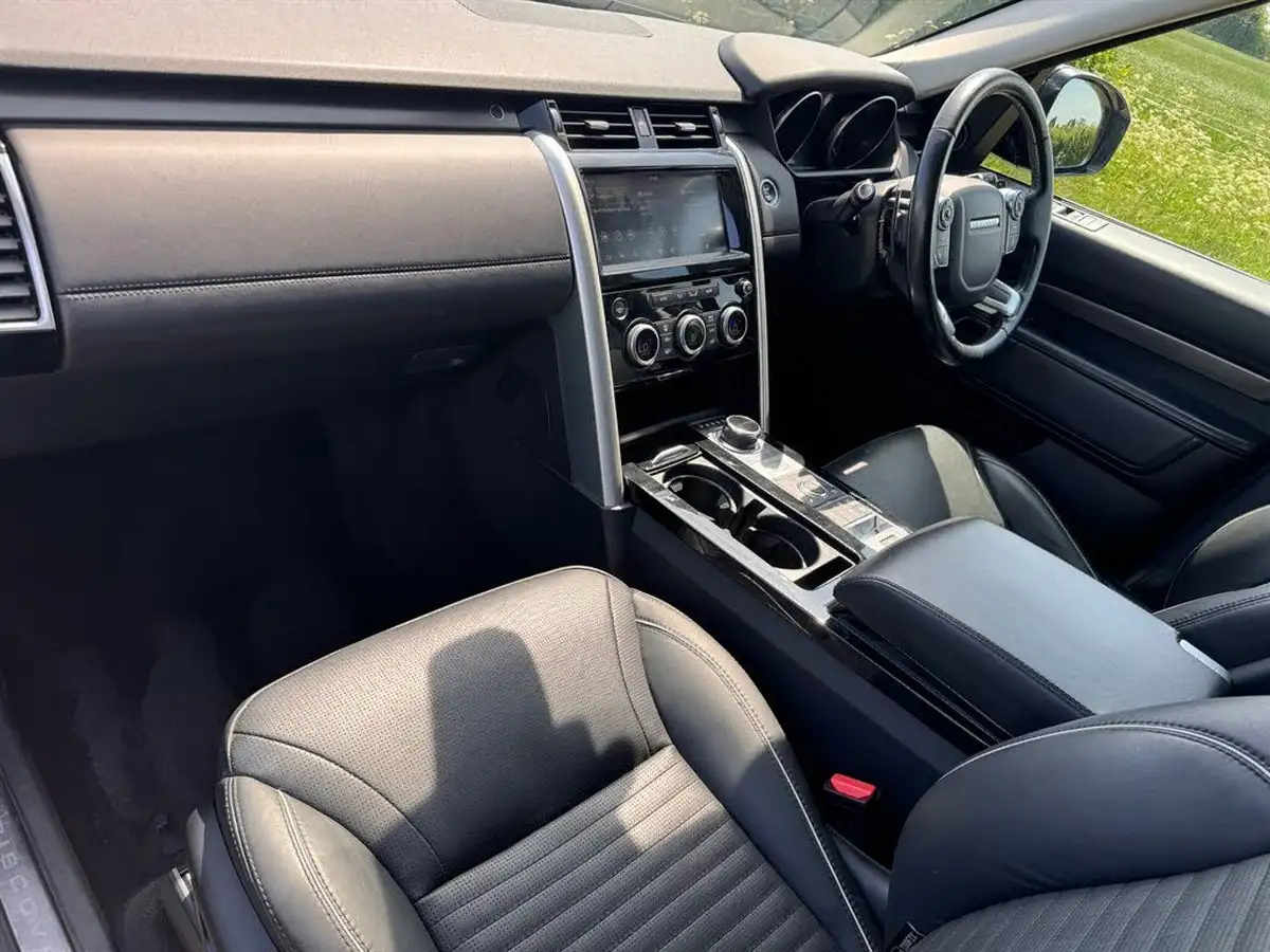 2017-land-rover-discovery-30td6-hse-luxury-big-13