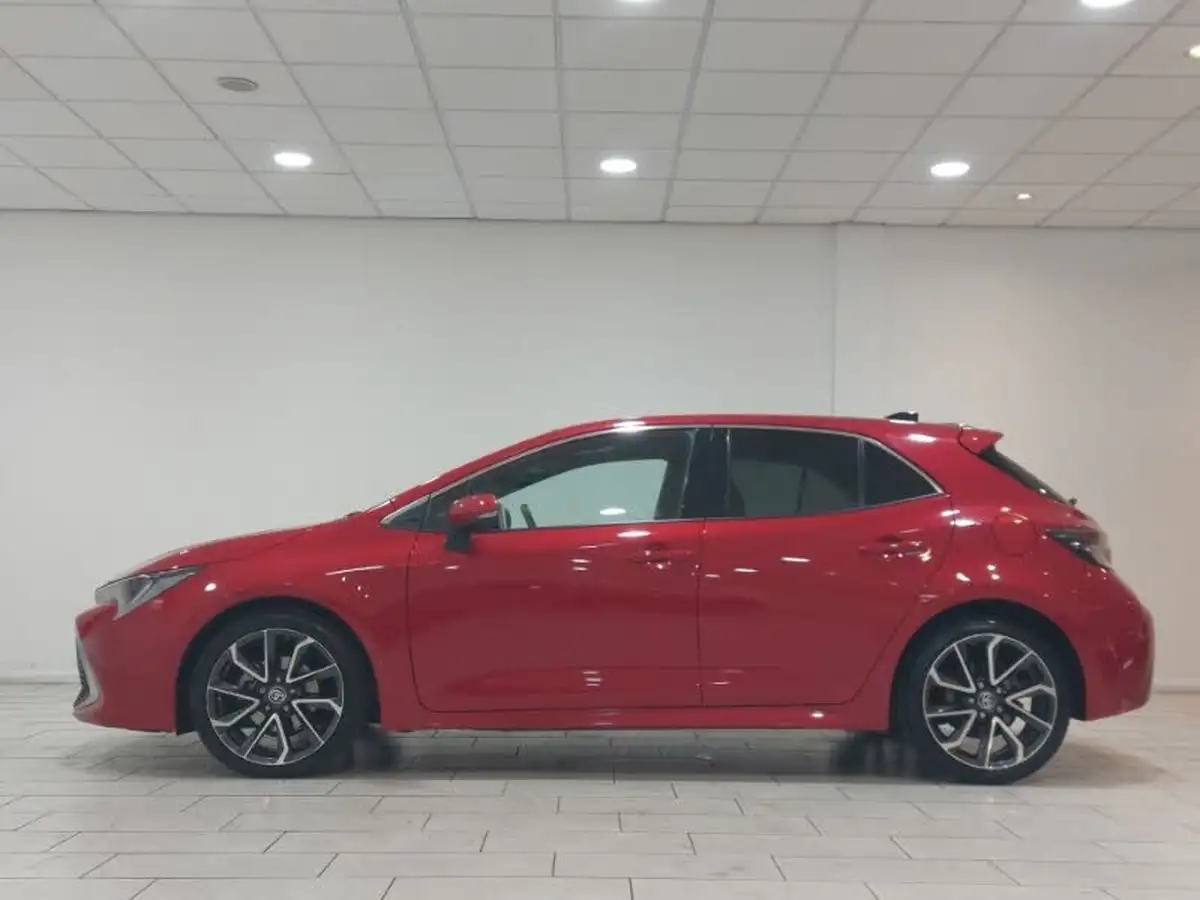 2023-toyota-corolla-18-vvt-i-excel-120bhp-trk-hatchback-big-3