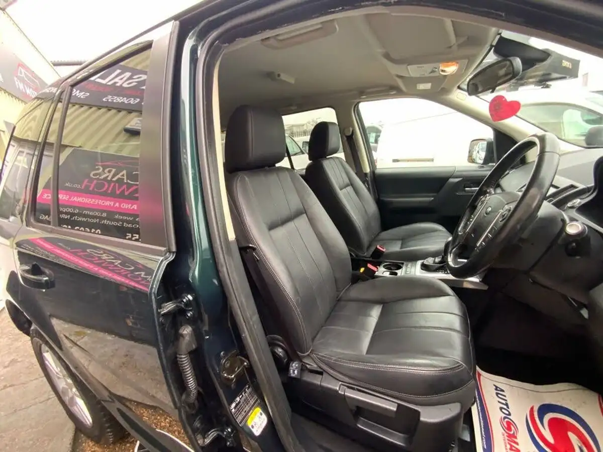 2014-land-rover-freelander-2-22sd4-xs-big-18