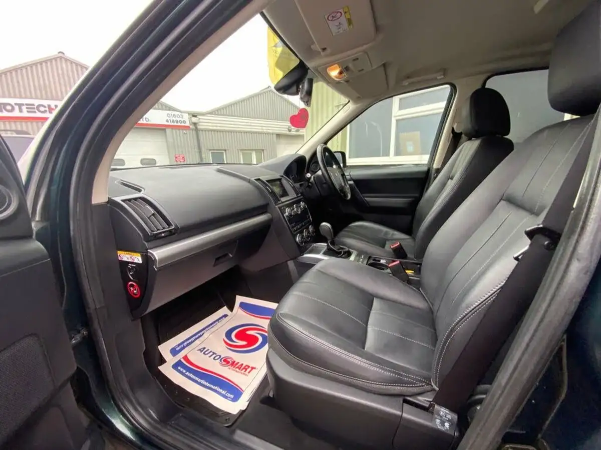 2014-land-rover-freelander-2-22sd4-xs-big-42