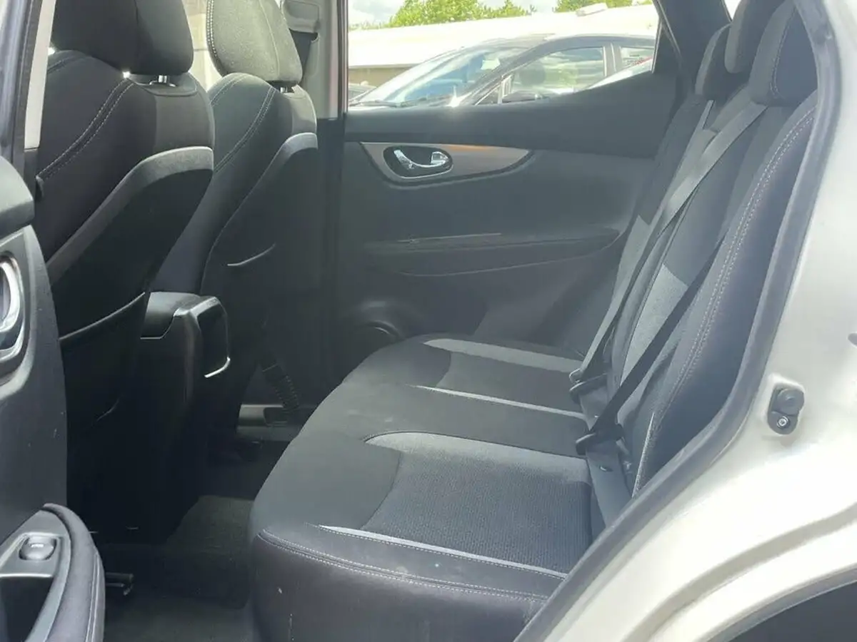2018-nissan-qashqai-12-dig-t-n-connecta-big-34