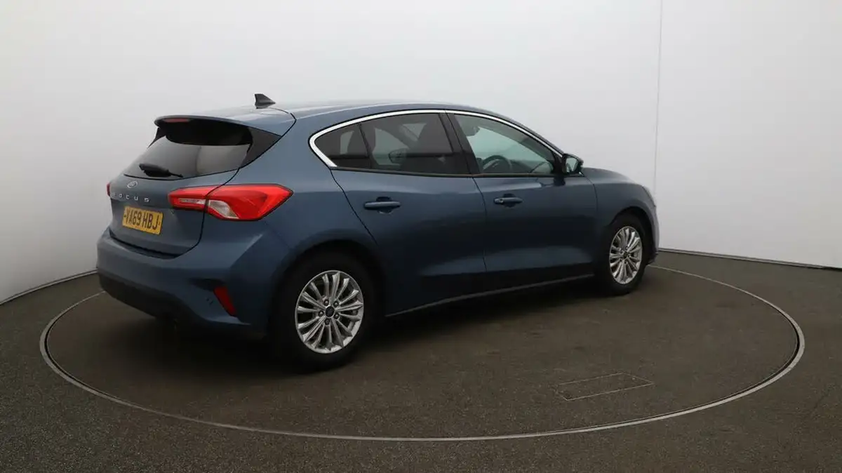 2020-ford-focus-10t-titanium-hatchback-auto-big-50