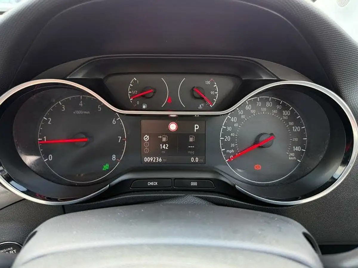 2022-vauxhall-crossland-12-ultimate-130ps-auto-big-21