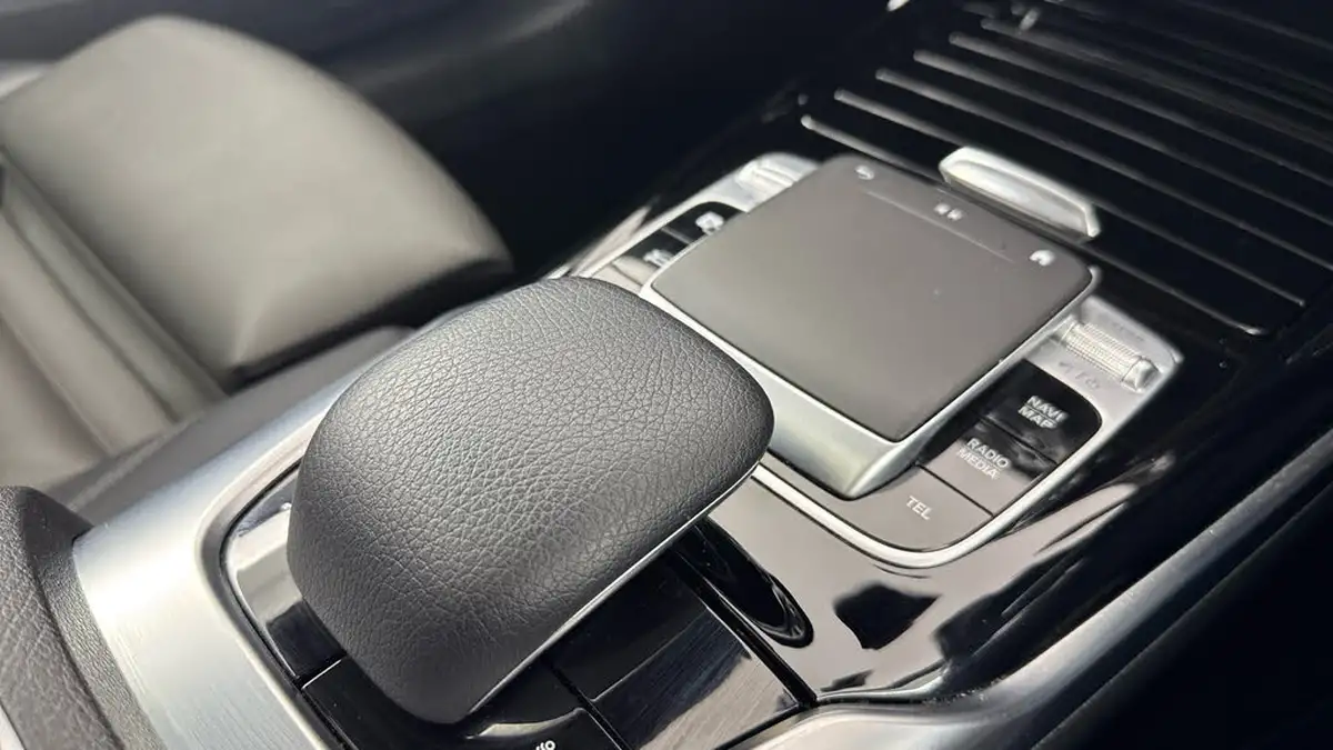 2019-mercedes-benz-a-class-20-a35-amg-premium-plus-hatchback-5d-big-15