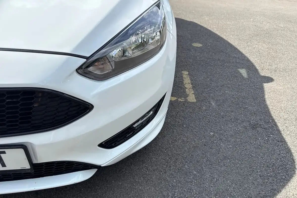 2018-ford-focus-10t-st-line-140ps-hatchback-big-15