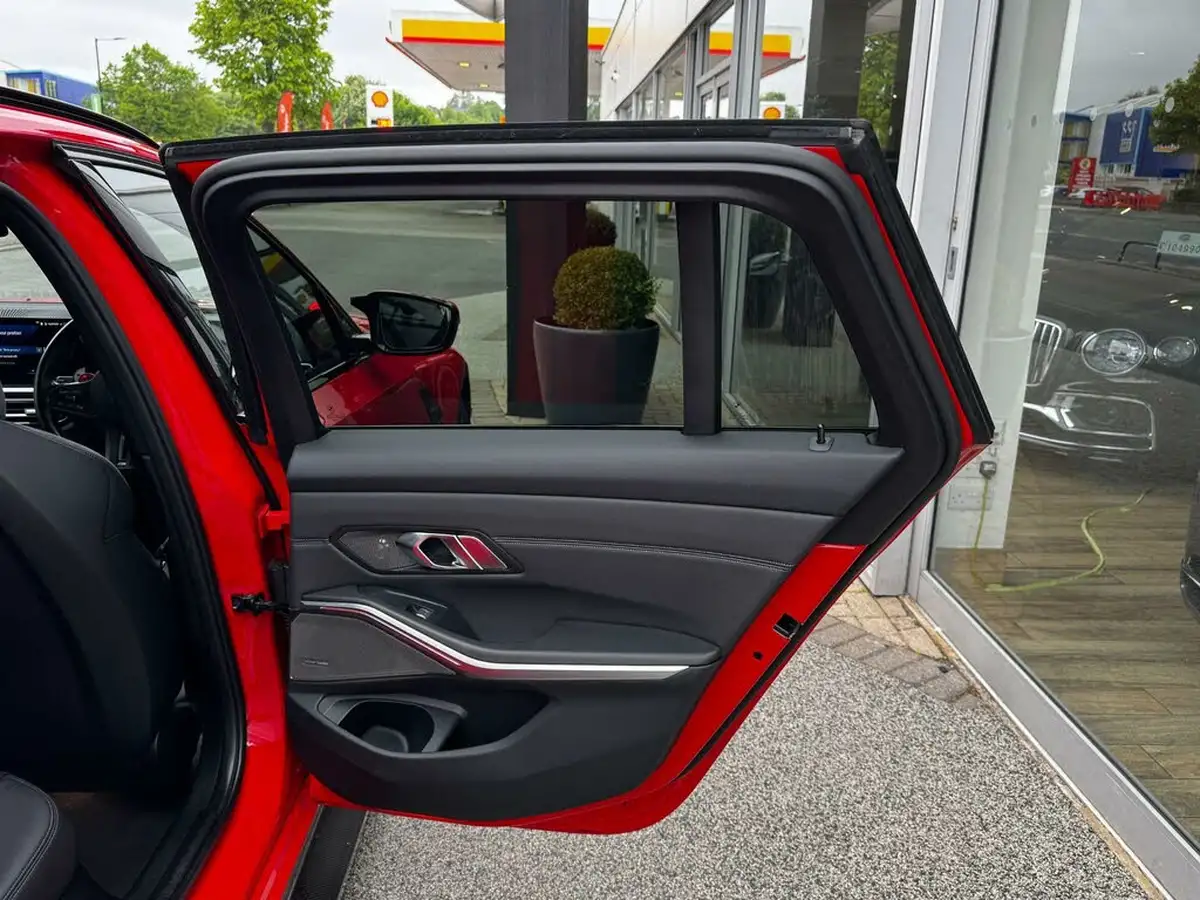 2023-bmw-3-series-30-m3-competition-xdrive-touring-5d-big-73