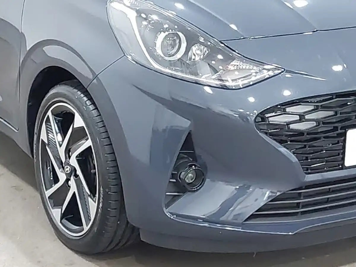 2024-hyundai-i10-12-premium-79ps-auto-big-8
