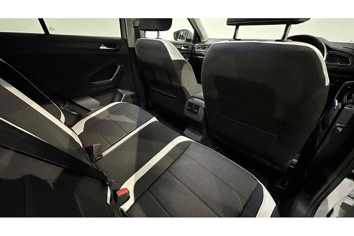 2019-volkswagen-t-roc-20tdi-sel-dsg-big-24