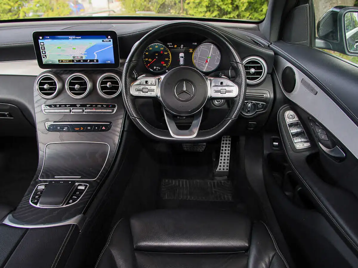 2022-mercedes-benz-glc-class-20d-glc300d-amg-line-premium-245ps-station-wagon-5d-1950cc-big-6