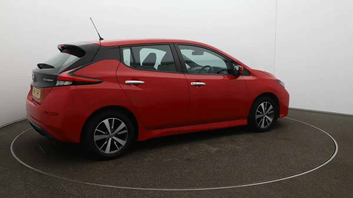 2022-nissan-leaf-e-acenta-big-52