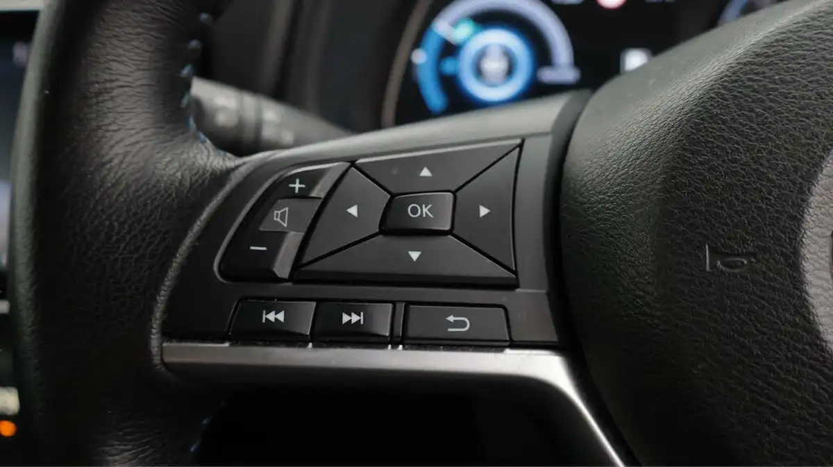 2022-nissan-leaf-e-acenta-big-24