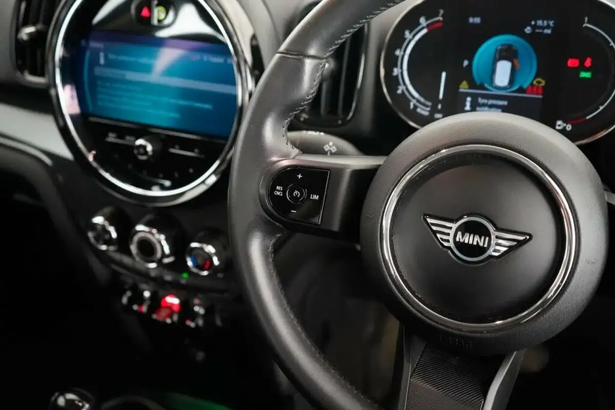 2022-mini-countryman-15-cooper-classic-auto-big-21