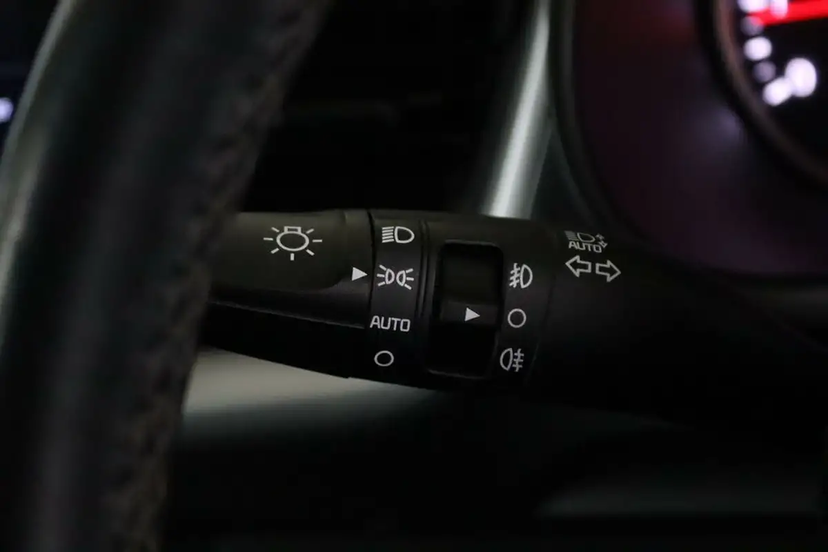 2022-kia-stonic-10-t-gdi-2-big-18