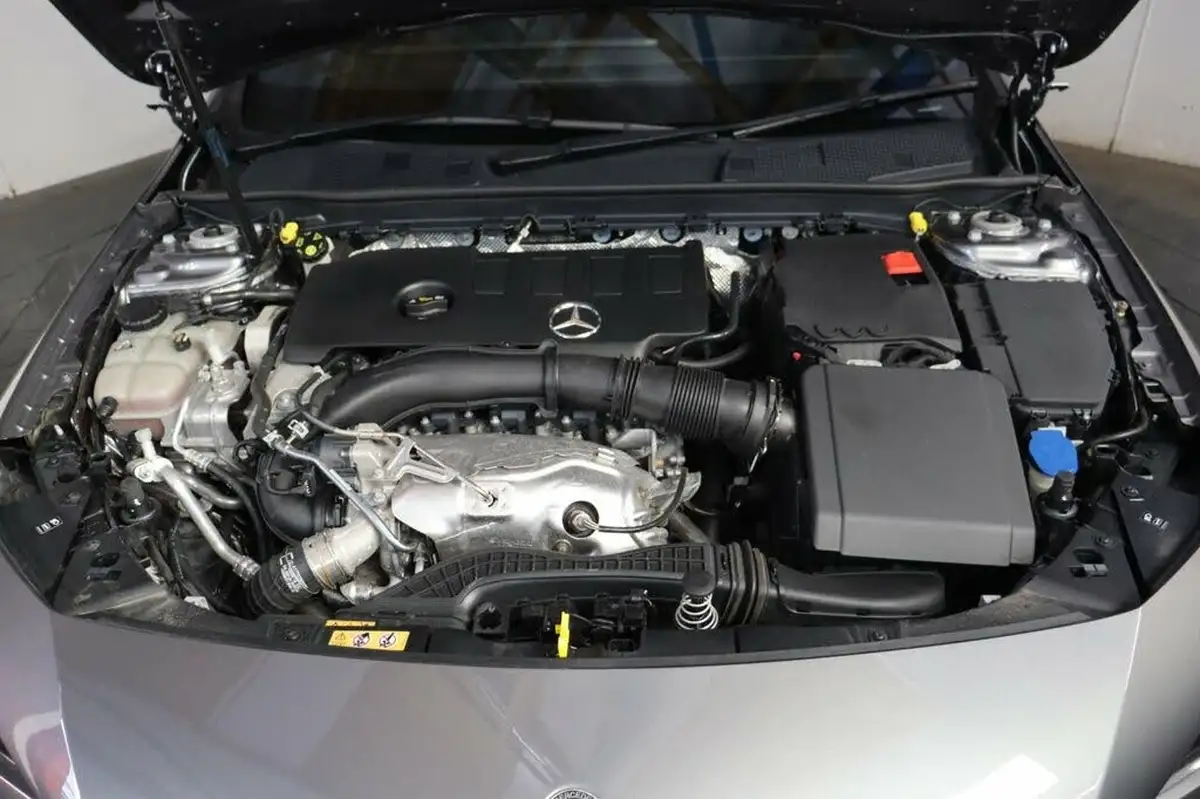 2022-mercedes-benz-cla-20-cla-250-amg-line-premium-plus-coupe-4d-big-14