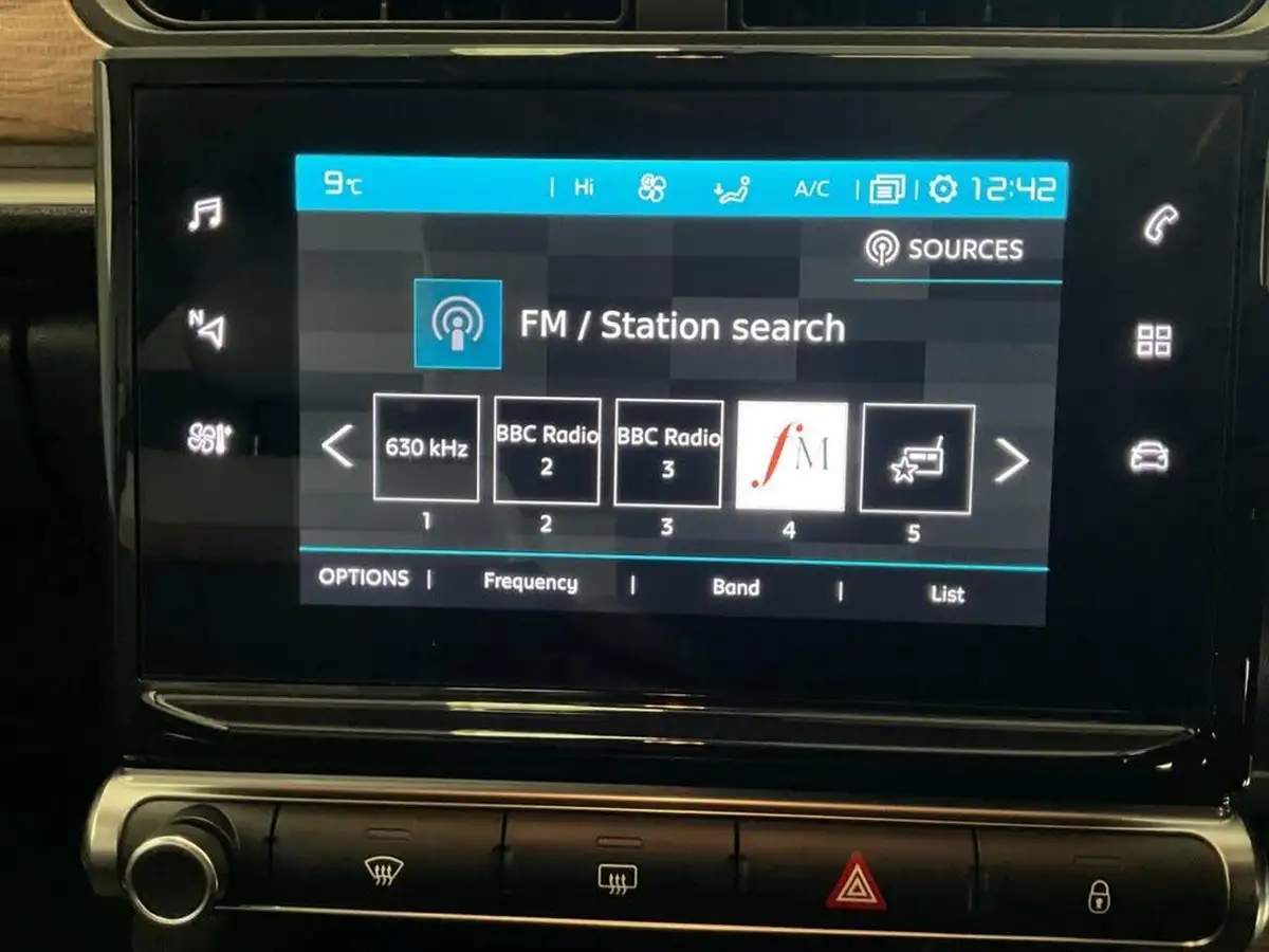 2020-citroen-c3-12-puretech-flair-plus-110ps-eat6-big-42