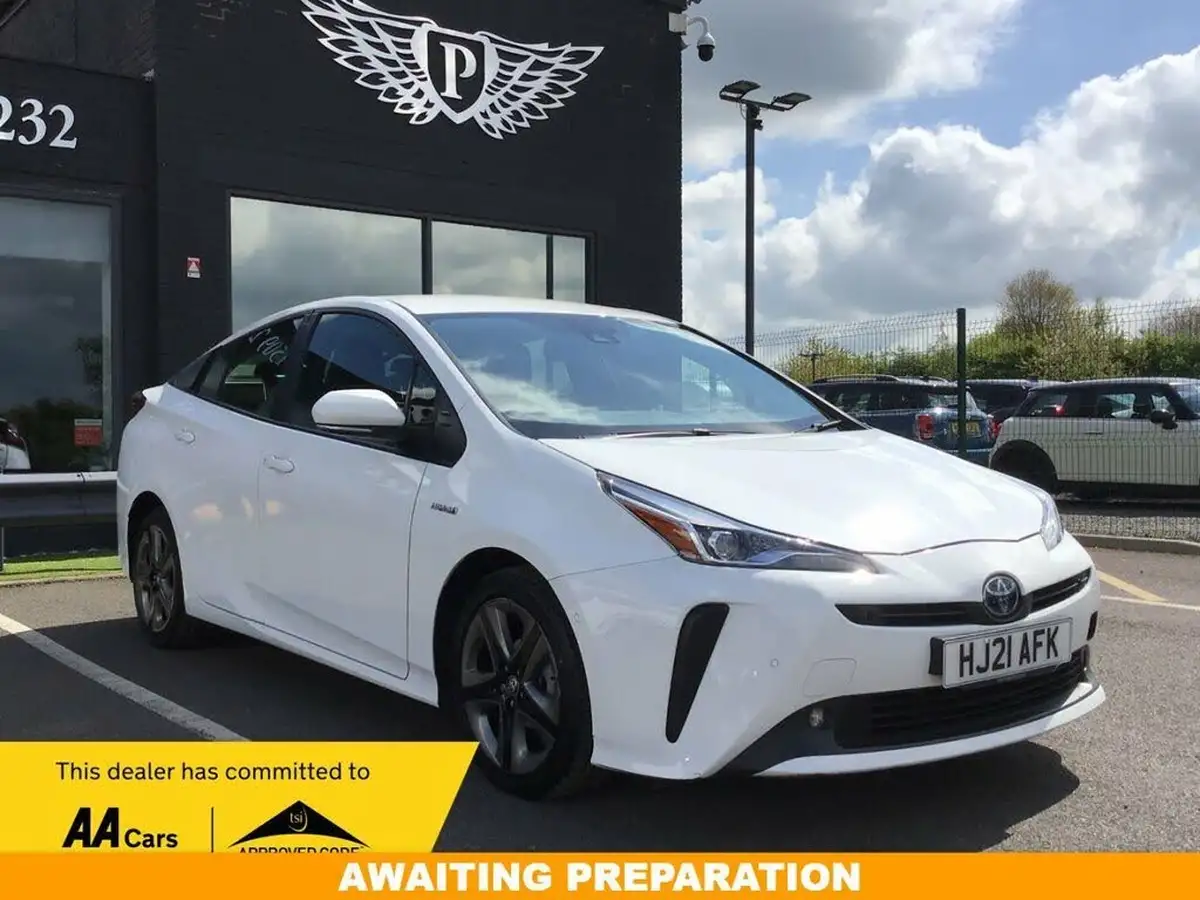 2021-toyota-prius-18-vvt-i-business-edition-plus-cvt-big-0