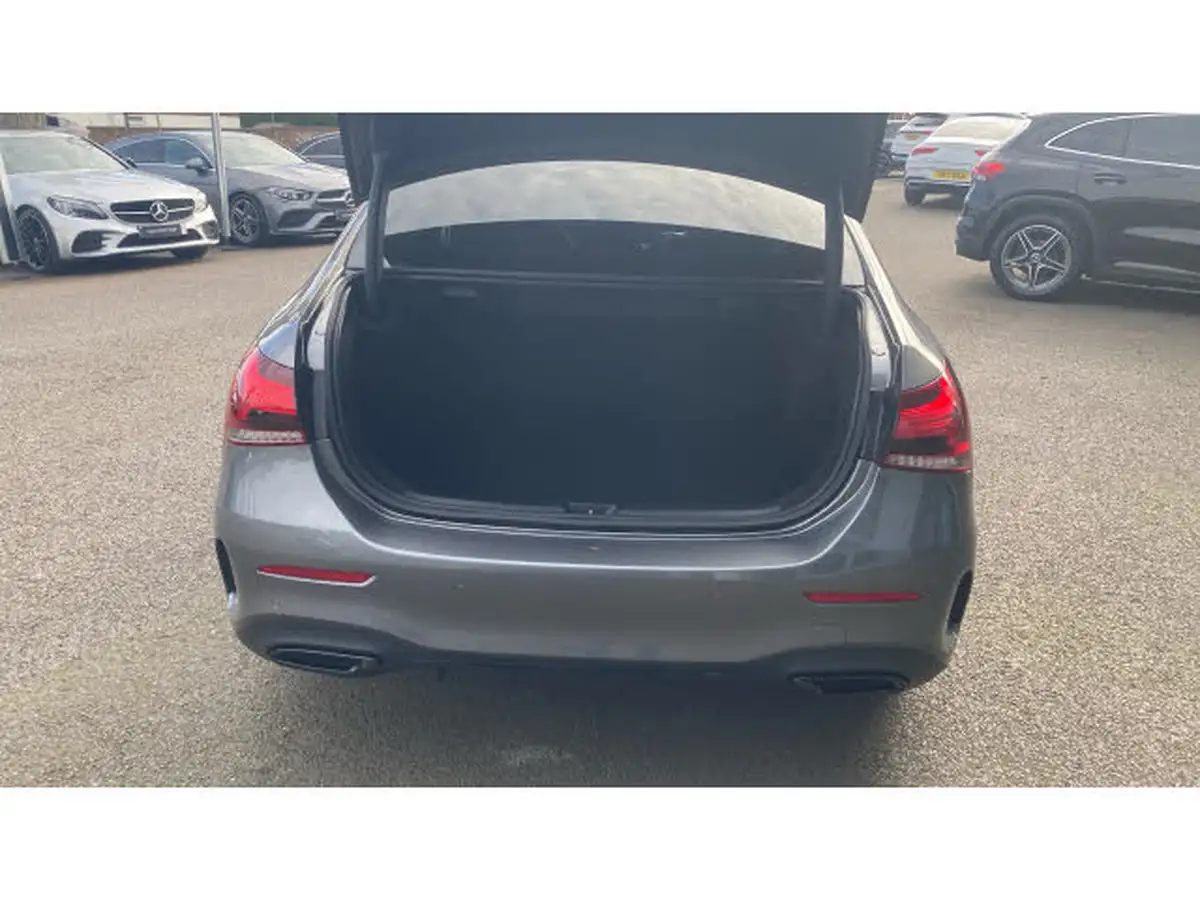2022-mercedes-benz-a-class-13-a180-amg-line-premium-plus-edition-saloon-4d-7g-dct-big-3