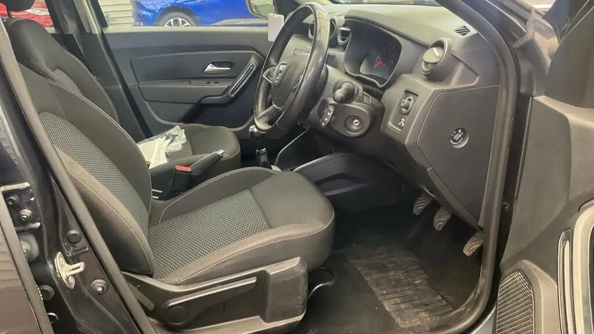 2020-dacia-duster-10-tce-comfort-100bhp-bi-fuel-big-10