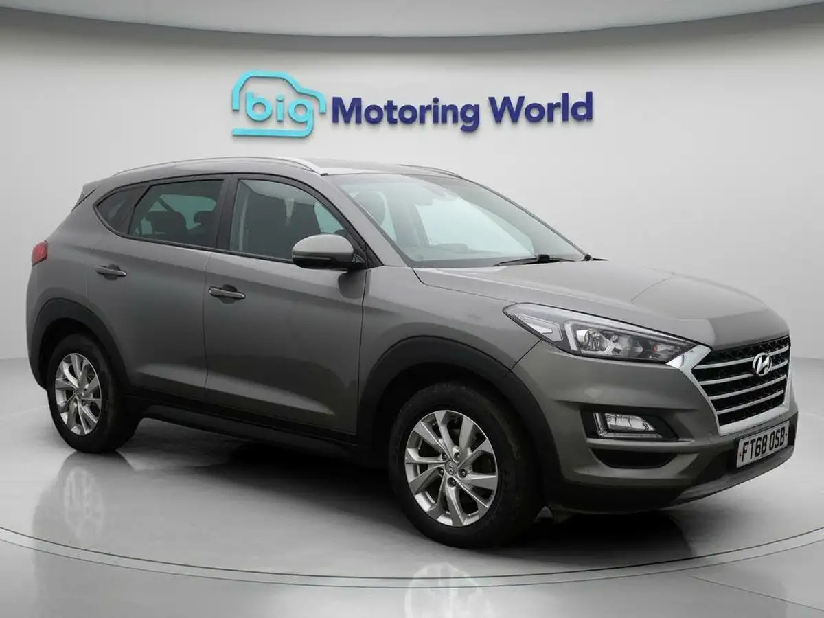2019-hyundai-tucson-16-t-gdi-se-nav-dct-big-0