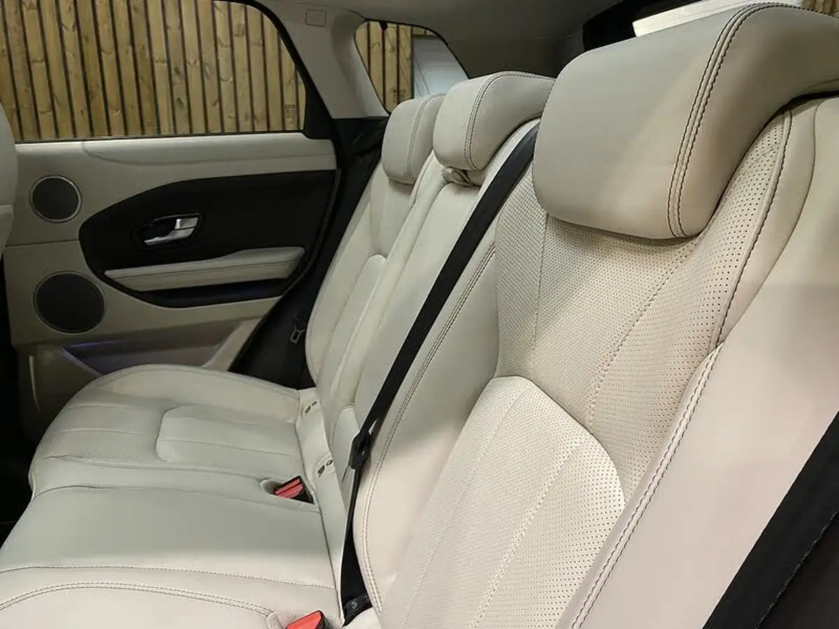 2018-land-rover-range-rover-evoque-20-si4-autobiography-hatchback-5d-big-66