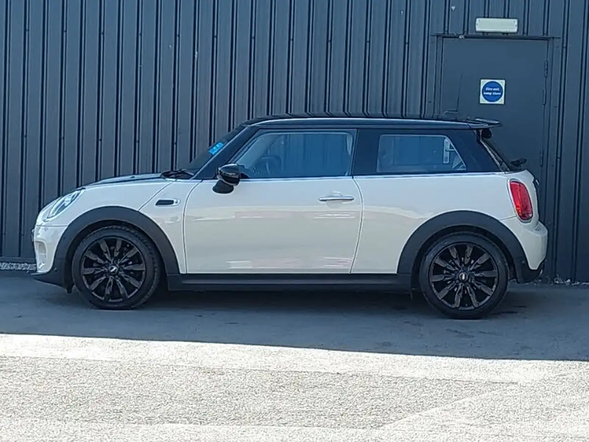 2021-mini-cooper-15-cooper-exclusive-series-ii-hatchback-3d-auto-big-3