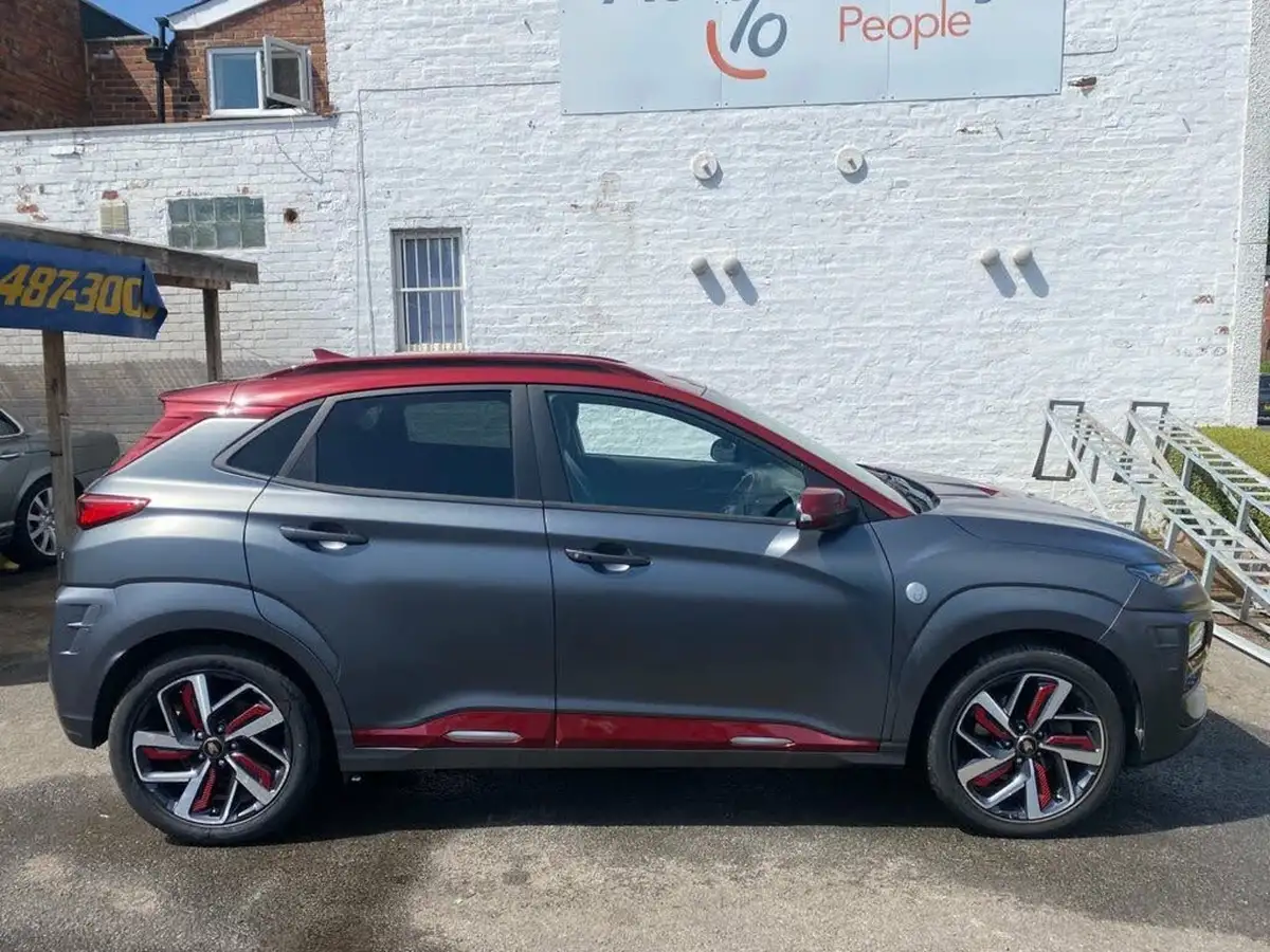 2019-hyundai-kona-16-t-gdi-iron-man-edition-big-16