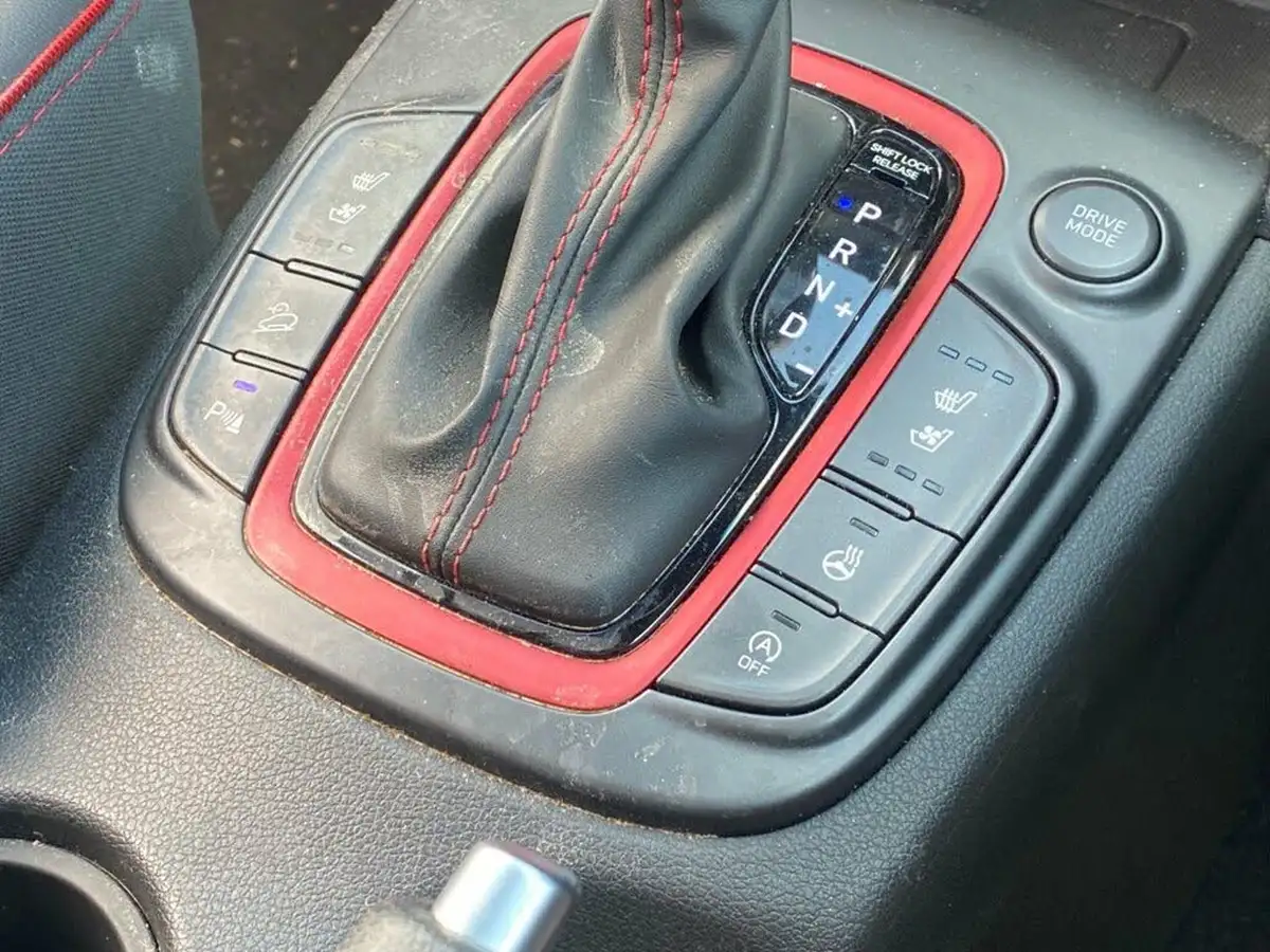 2019-hyundai-kona-16-t-gdi-iron-man-edition-big-44