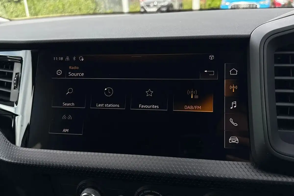 2023-audi-a1-10-30-tfsi-technik-big-45