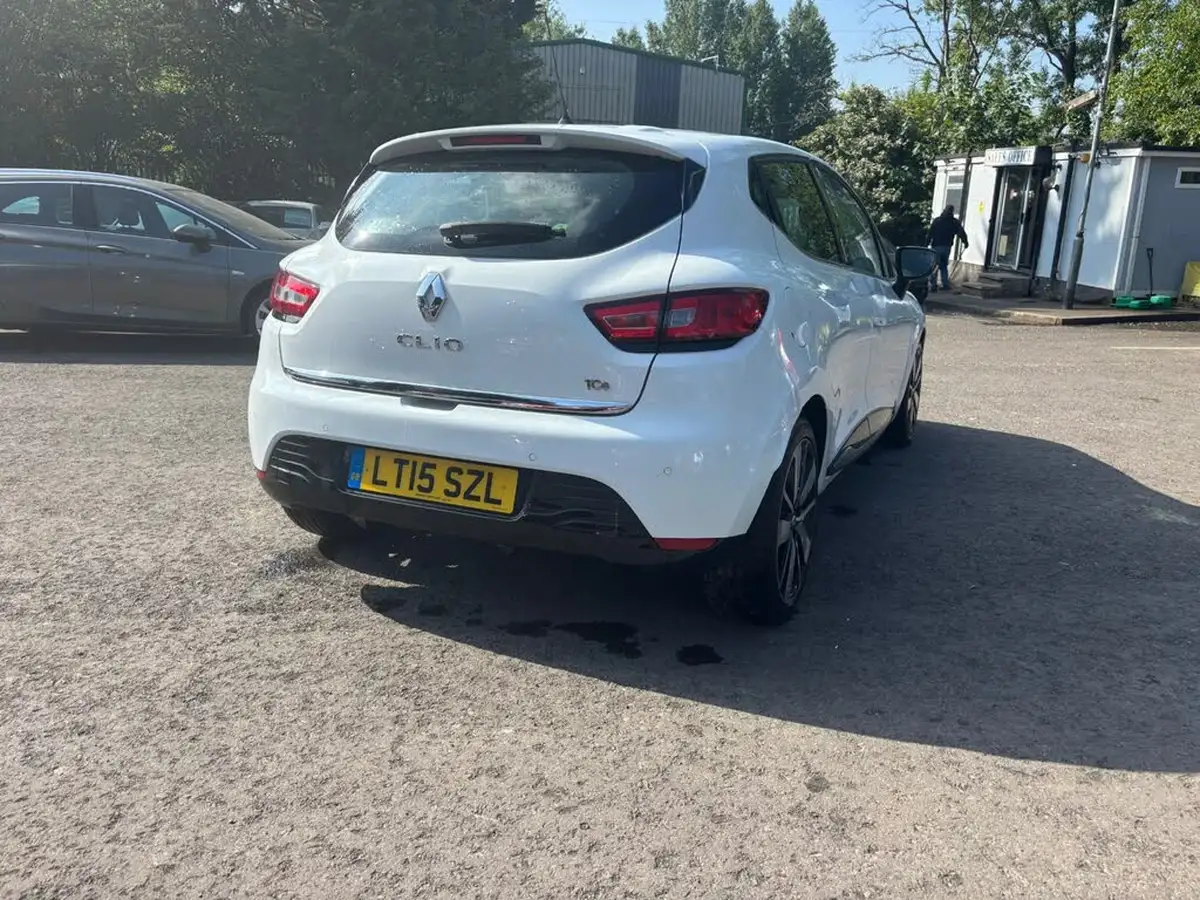 2015-renault-clio-09-dynamique-s-big-3