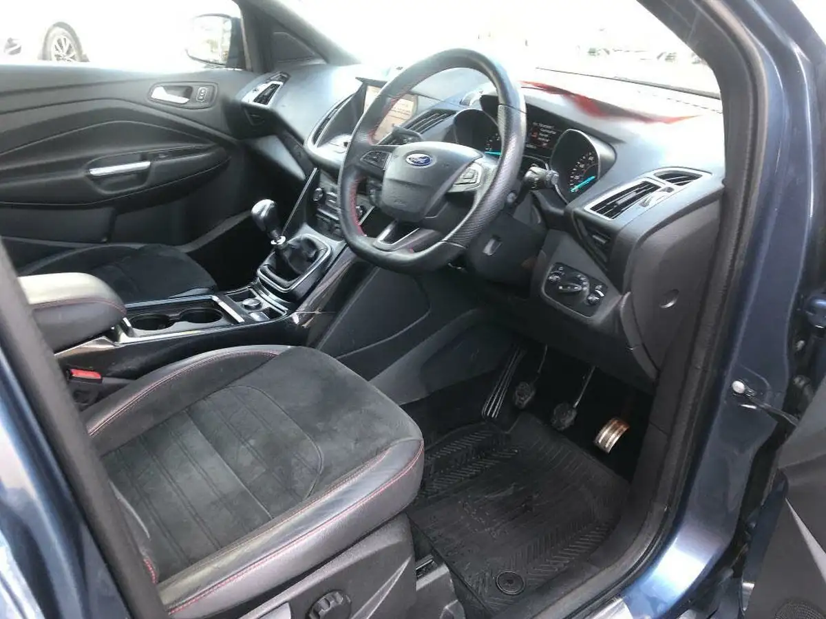 2019-ford-kuga-15tdci-st-line-ss-big-11