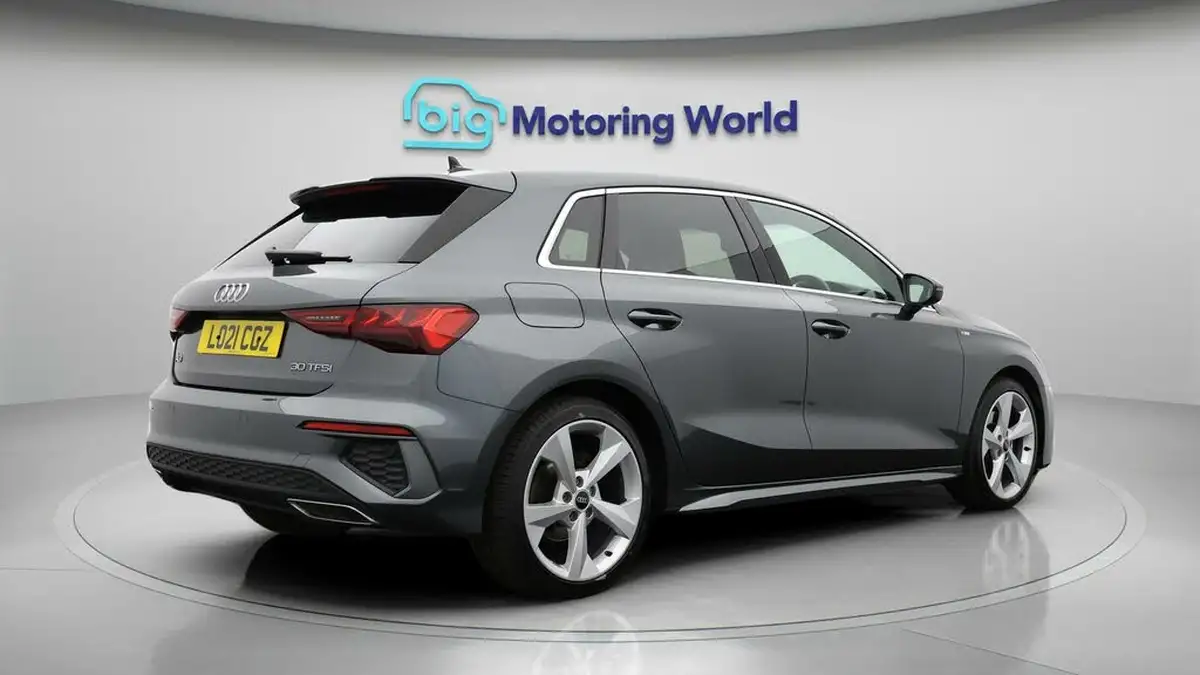 2021-audi-a3-10-30-tfsi-s-line-sportback-5d-big-6