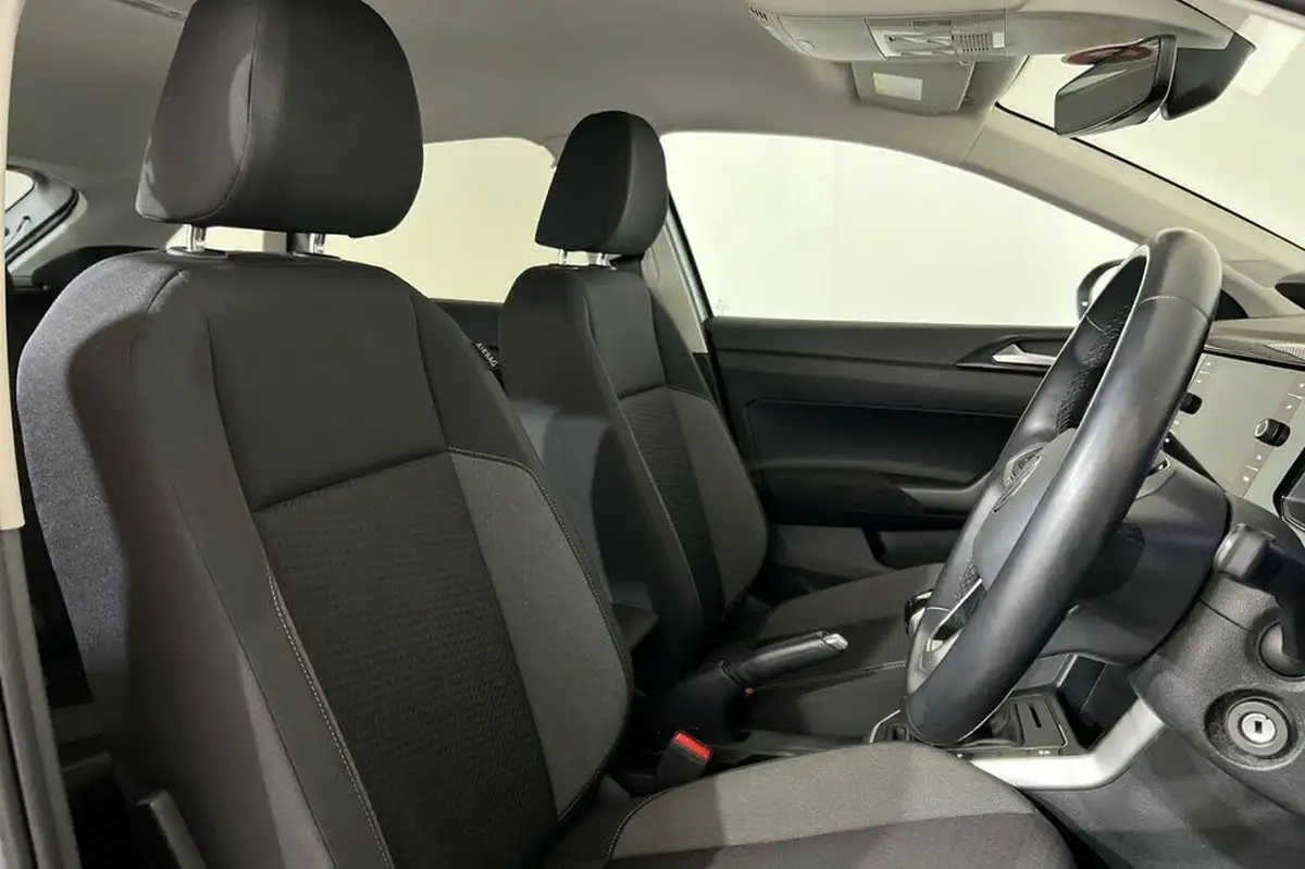 2023-volkswagen-taigo-10-tsi-life-110ps-big-20