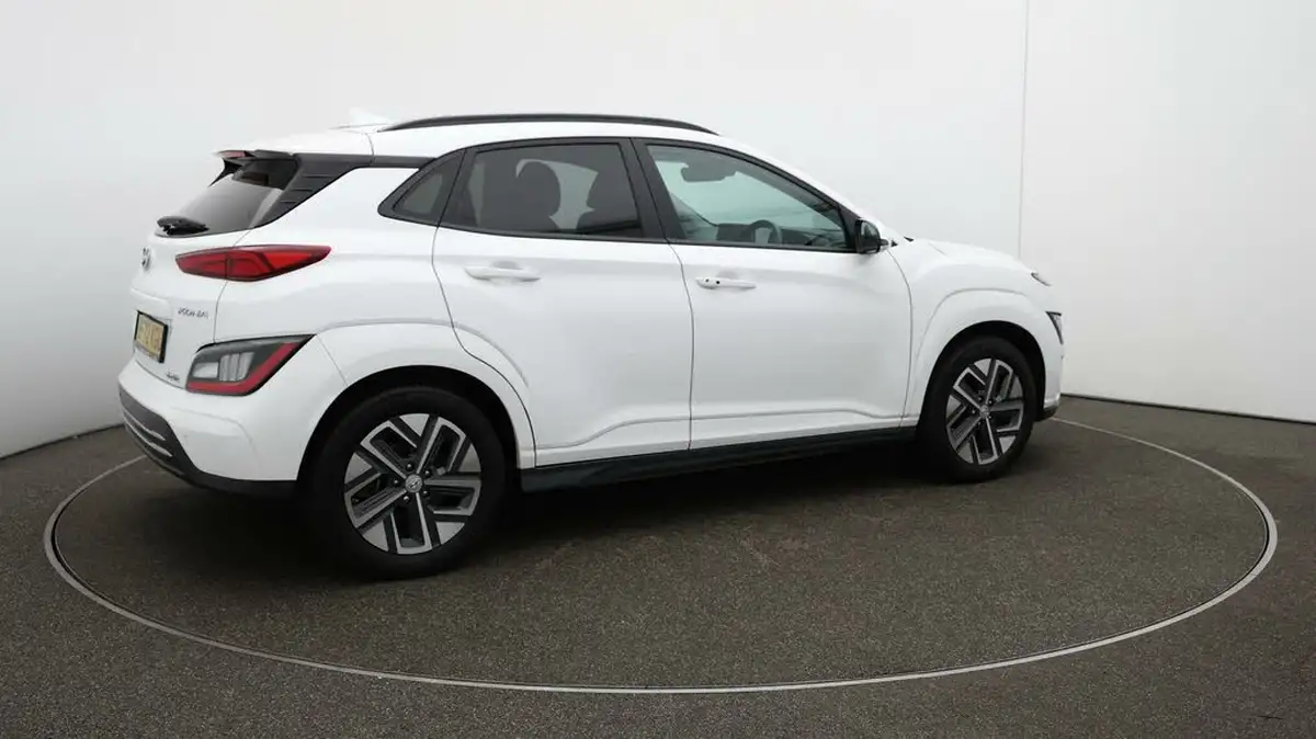 2023-hyundai-kona-e-ultimate-204ps-64kwh-105kw-obc-big-53