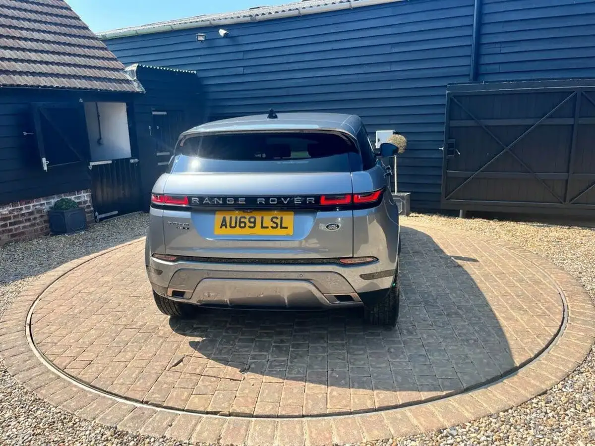 2019-land-rover-range-rover-evoque-20-d150-r-dynamic-s-big-41