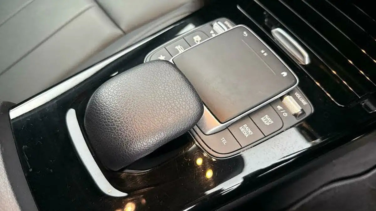 2022-mercedes-benz-a-class-13-a180-sport-executive-edition-hatchback-5d-7g-dct-big-11
