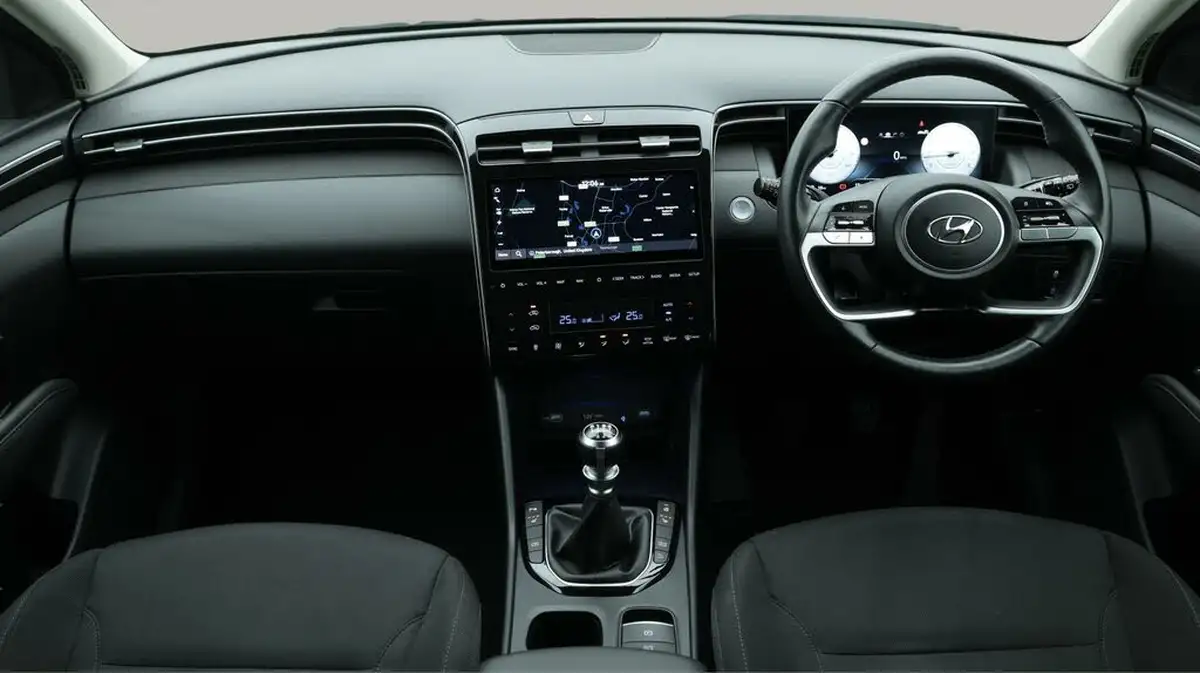 2022-hyundai-tucson-16-t-gdi-premium-150ps-big-13