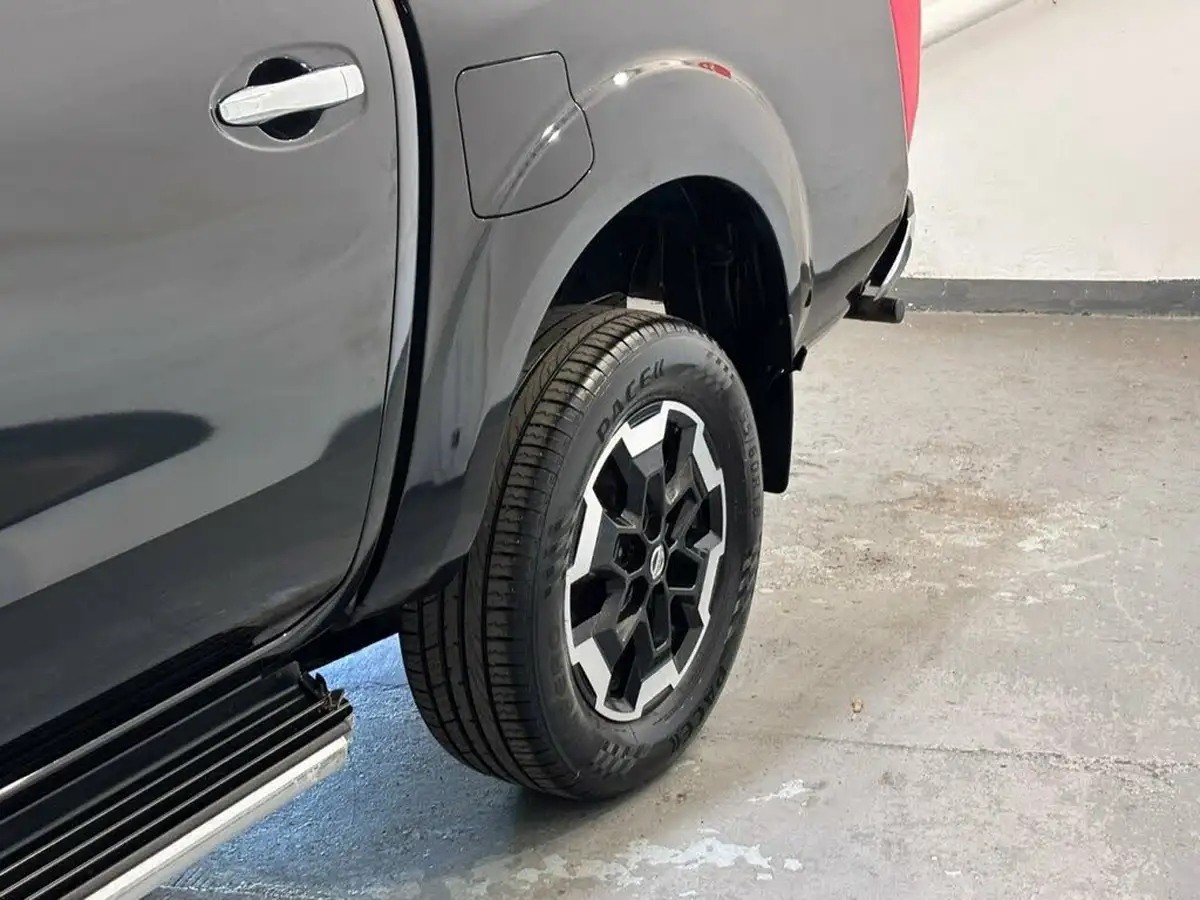 2021-nissan-navara-23dci-tt-tekna-8-navileather-auto-big-25