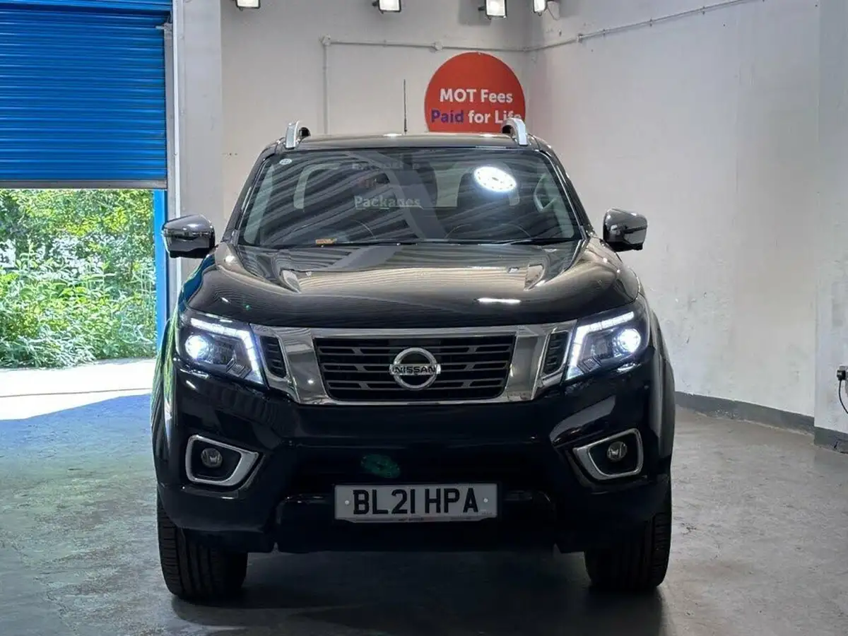 2021-nissan-navara-23dci-tt-tekna-8-navileather-auto-big-1