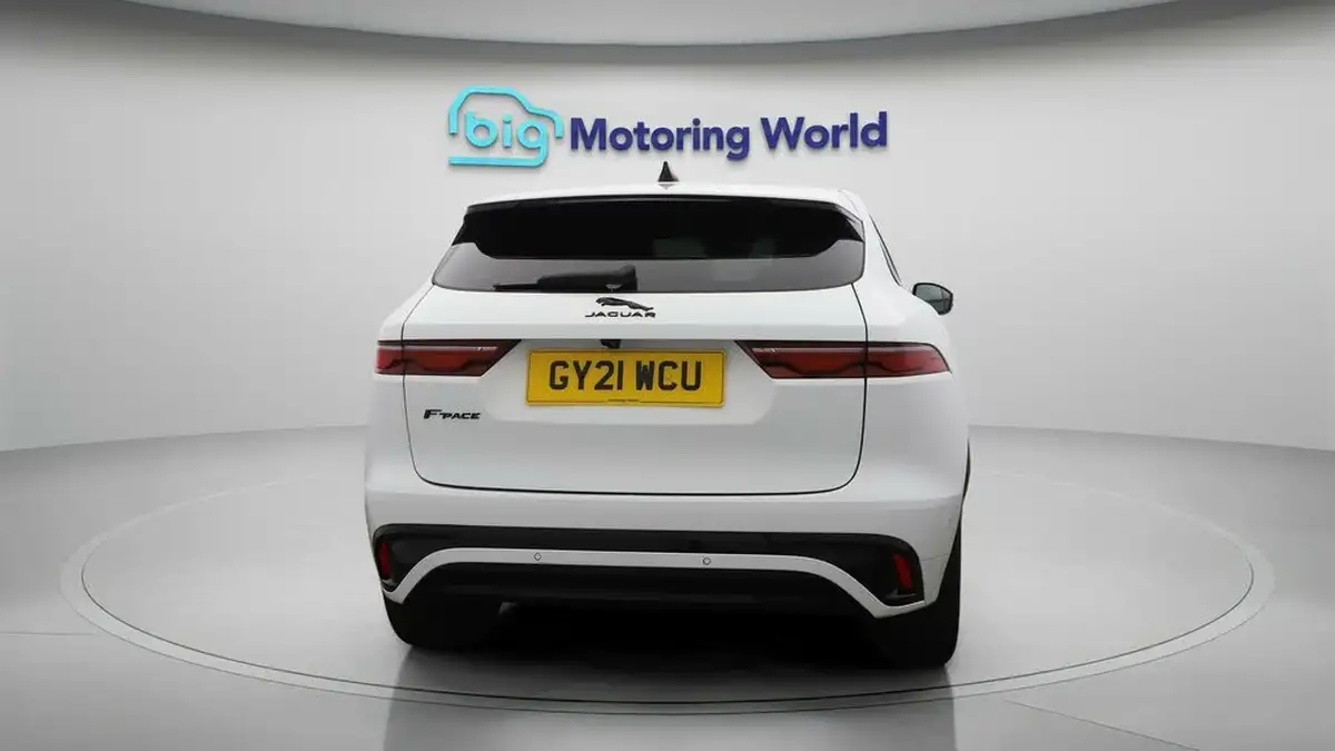 2021-jaguar-f-pace-20-d200-r-dynamic-se-mhev-big-6
