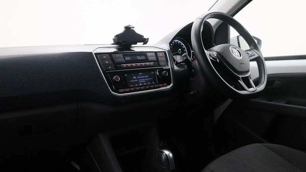 2021-volkswagen-up-e-e-up-big-1