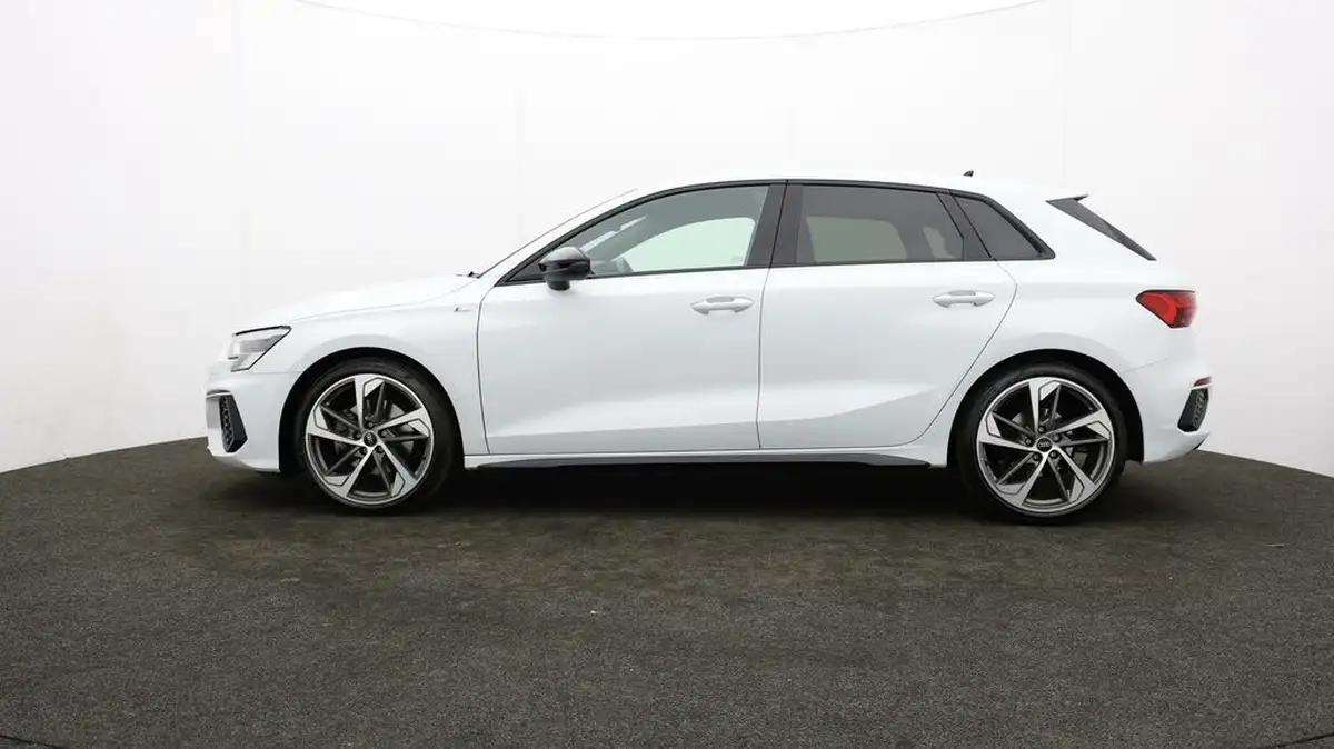 2022-audi-a3-15-35-tfsi-edition-1-sportback-5d-s-tronic-big-57
