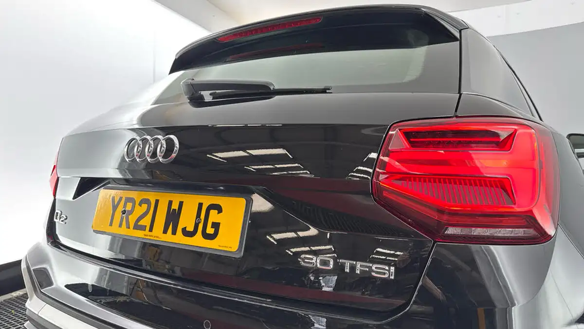 2021-audi-q2-10-30-tfsi-s-line-big-26