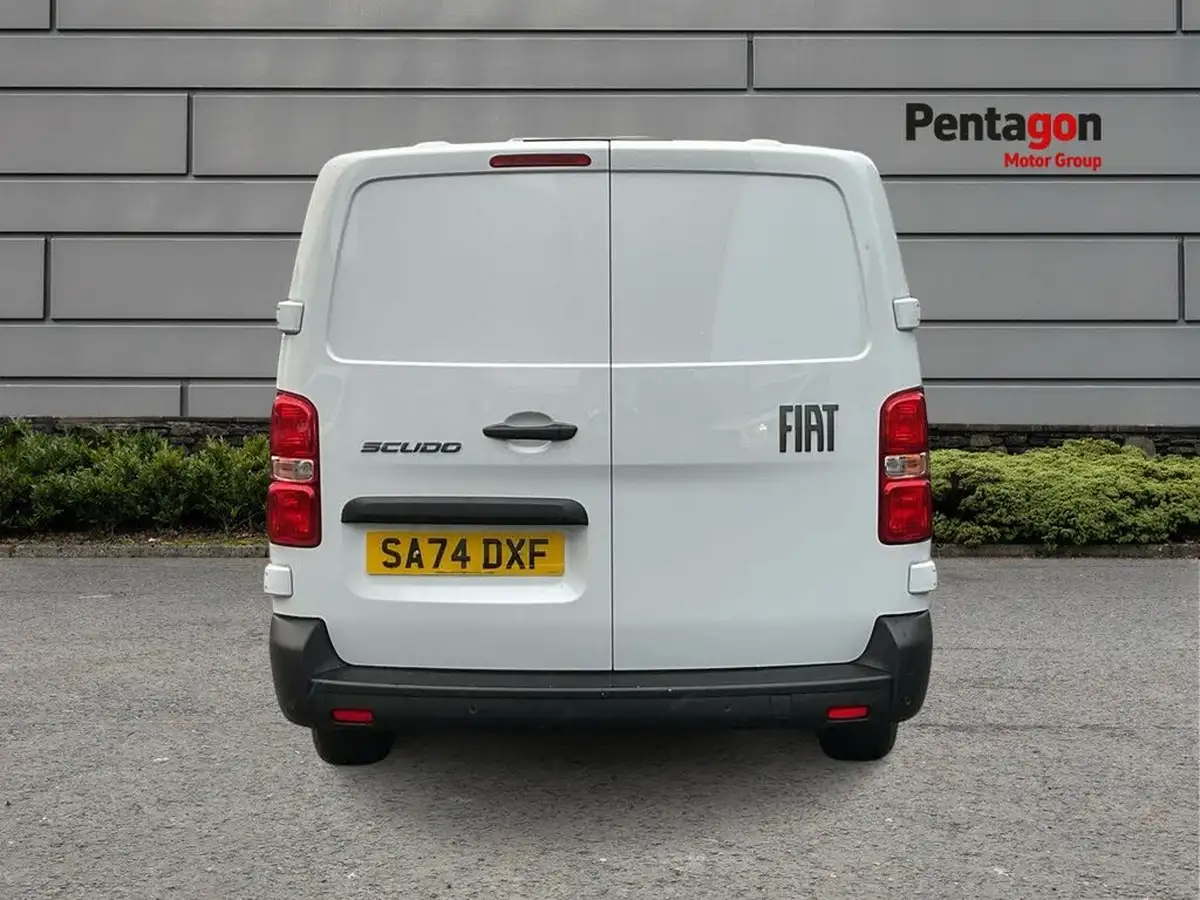 2024-fiat-scudo-big-13