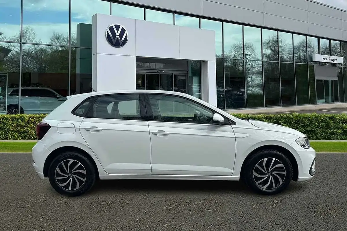2022-volkswagen-polo-10-tsi-life-dsg-big-3