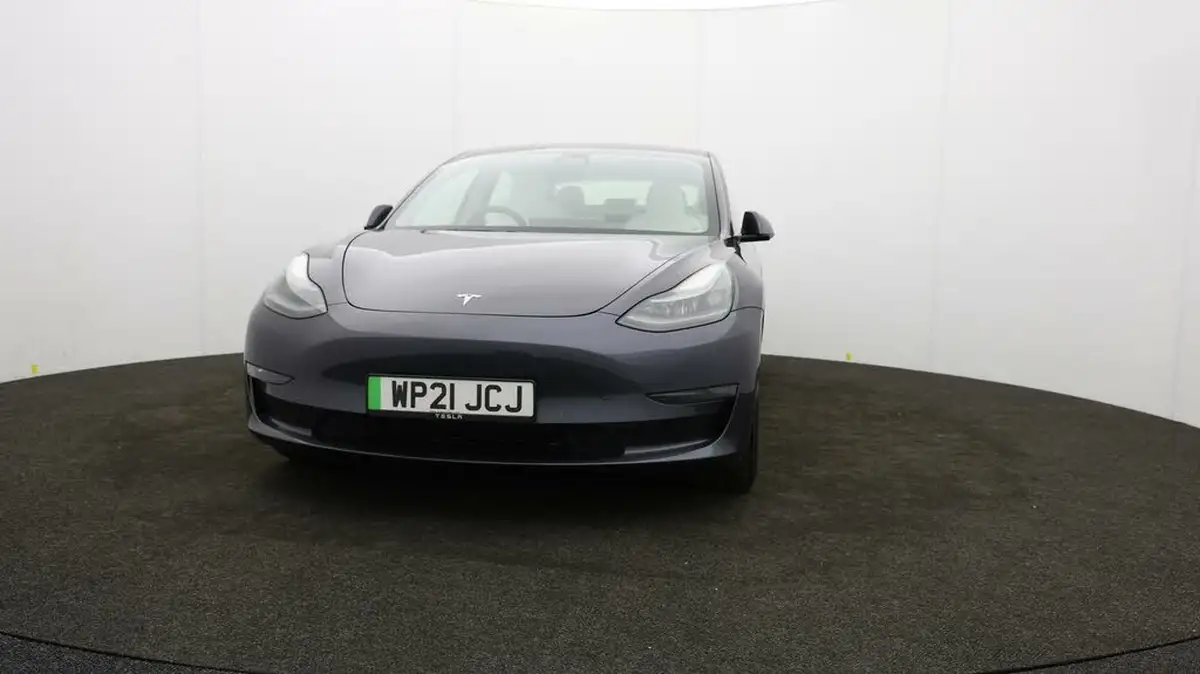 2021-tesla-model-3-e-long-range-4x4-big-54