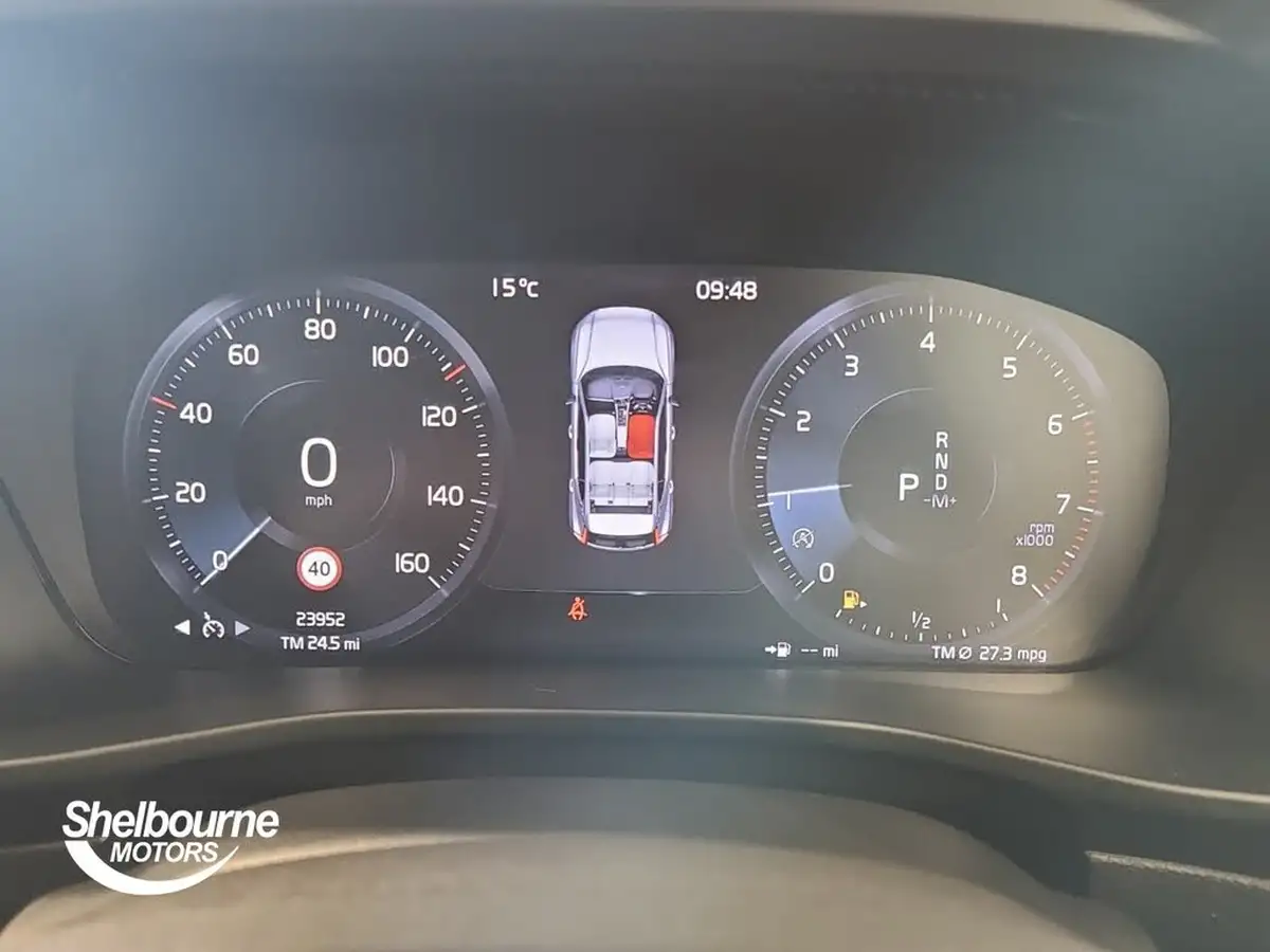 2021-volvo-xc40-15-t3-inscription-pro-161bhp-auto-big-17