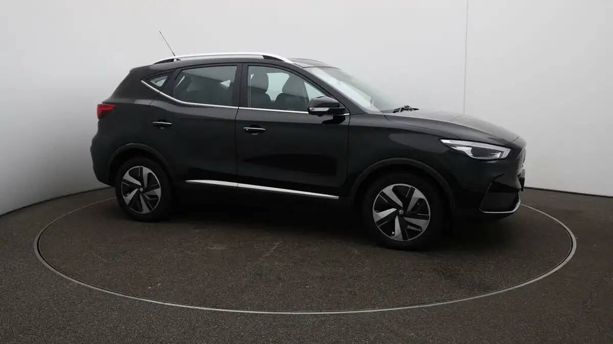 2022-mg-zs-suv-e-trophy-ev-176ps-big-37