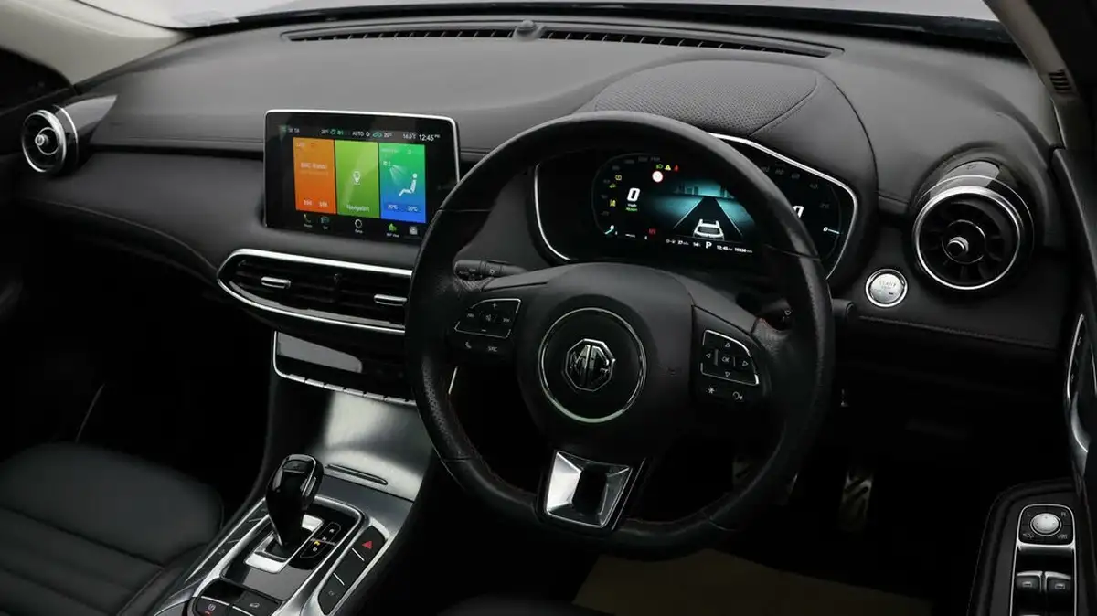 2022-mg-hs-15t-gdi-exclusive-258ps-plug-in-hybrid-auto-big-8