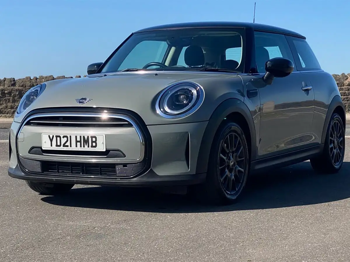 2021-mini-cooper-15-cooper-classic-hatchback-3d-auto-big-11