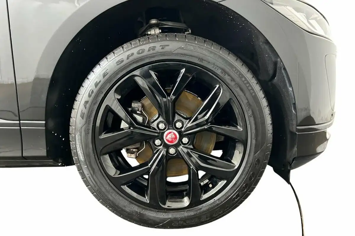 2022-jaguar-i-pace-ev400-hse-black-big-10